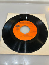 Load image into Gallery viewer, Juju &amp; The Space Rangers - Plastic (7")