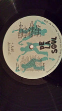 Load image into Gallery viewer, De La Soul – 3 Feet High And Rising